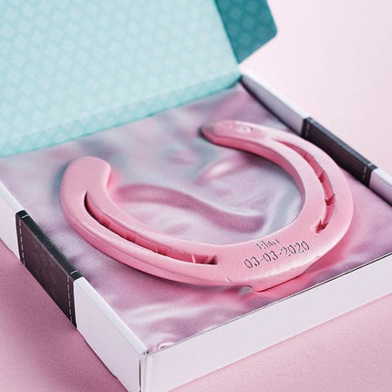 Hoefijzer geluk - baby roze - Luckytouch.nl